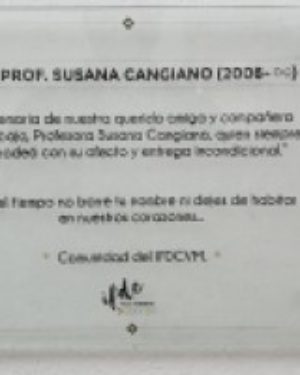 <strong>Homenaje a Susana Cangiano, profesora del IFDC Villa Mercedes</strong>